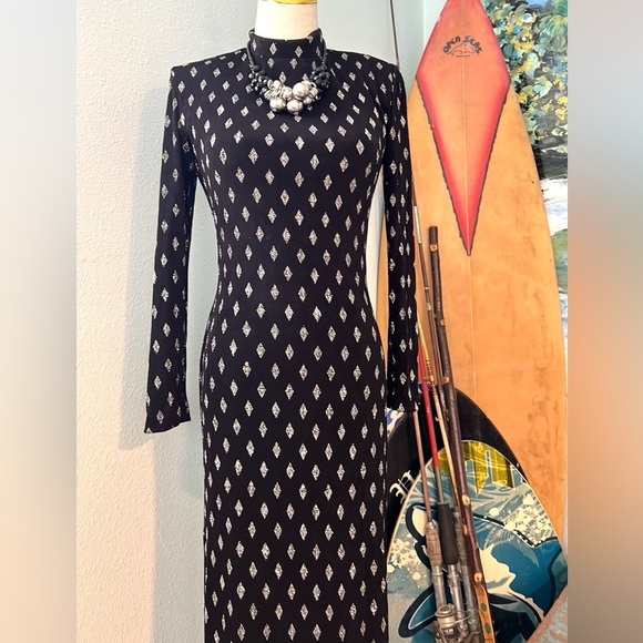 VTG Cach’e,Exquisite,Vintage Black & Silver,Open-Back Gown, Side Splits,6 - Picture 11 of 16